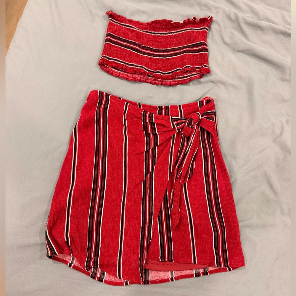 American Threads Red and Black Striped Set